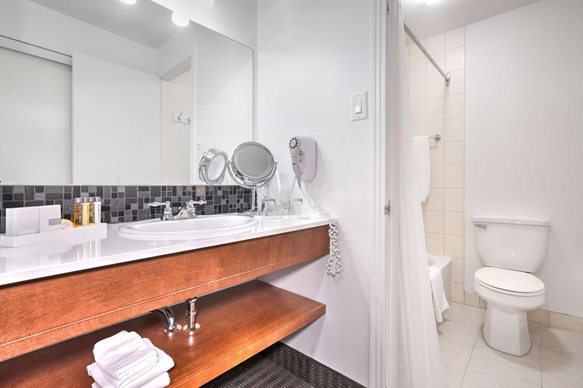 Hotel Le Victorin, Ascend Hotel Collection Victoriaville Extérieur photo