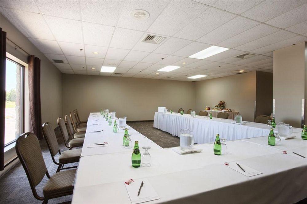 Hotel Le Victorin, Ascend Hotel Collection Victoriaville Extérieur photo